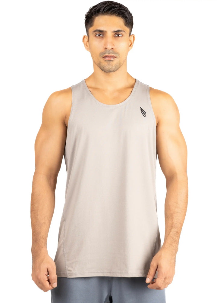 NIVɅYS sustainable athletic wear, modern design and recycled performance materials.