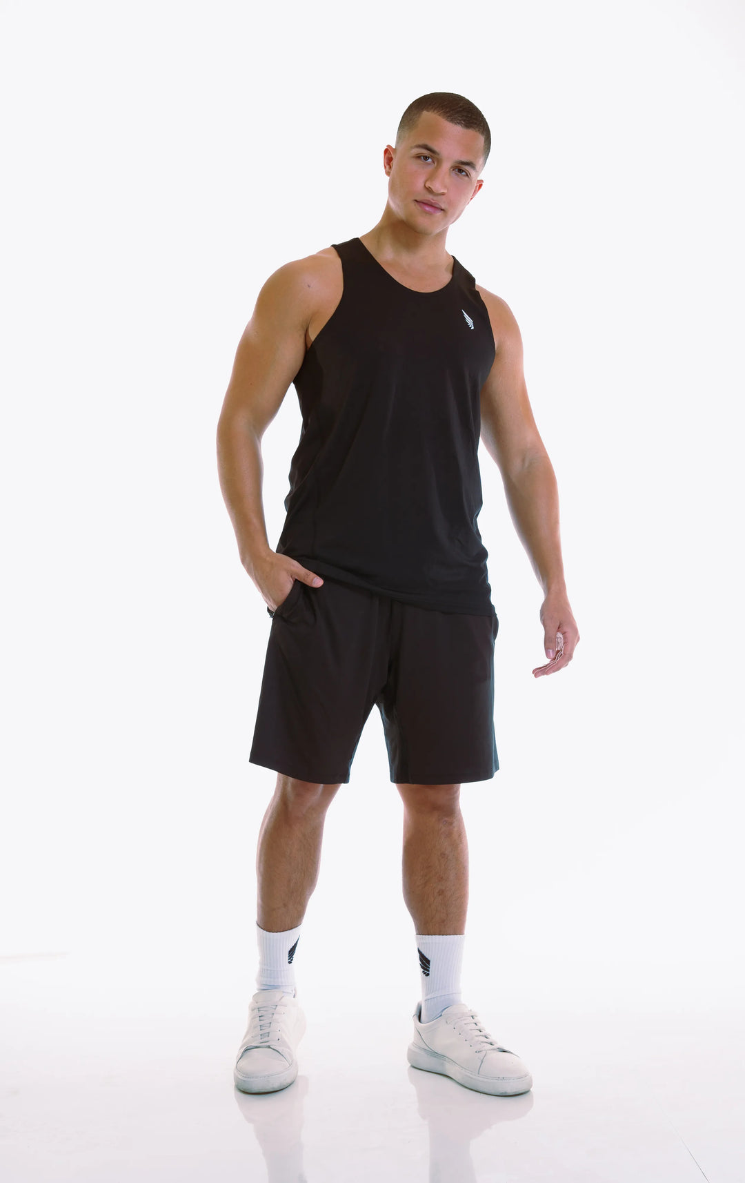 Comfortable and sustainable NIVɅYS performance tank 