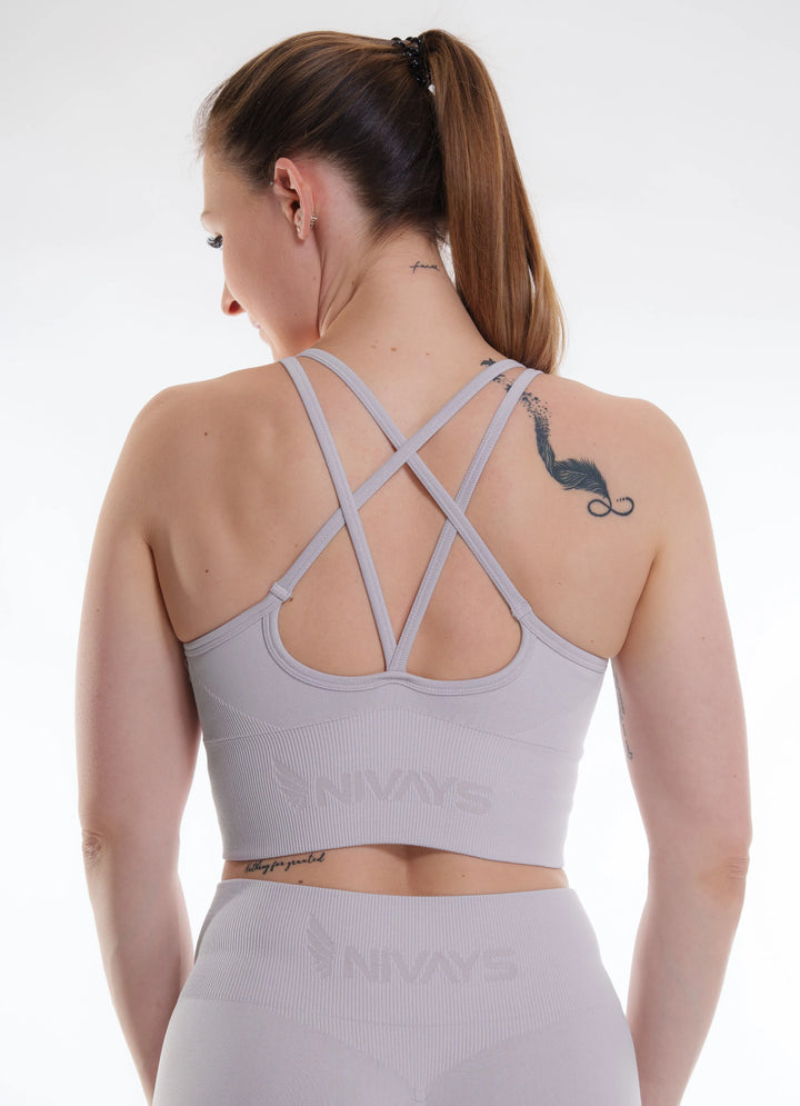 NIVɅYS sustainable performance apparel, durable and eco-conscious recycled fabric.