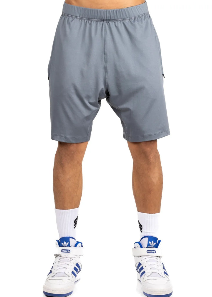NIVɅYS Zeyla Performance Shorts sustainable shorts with zip pockets