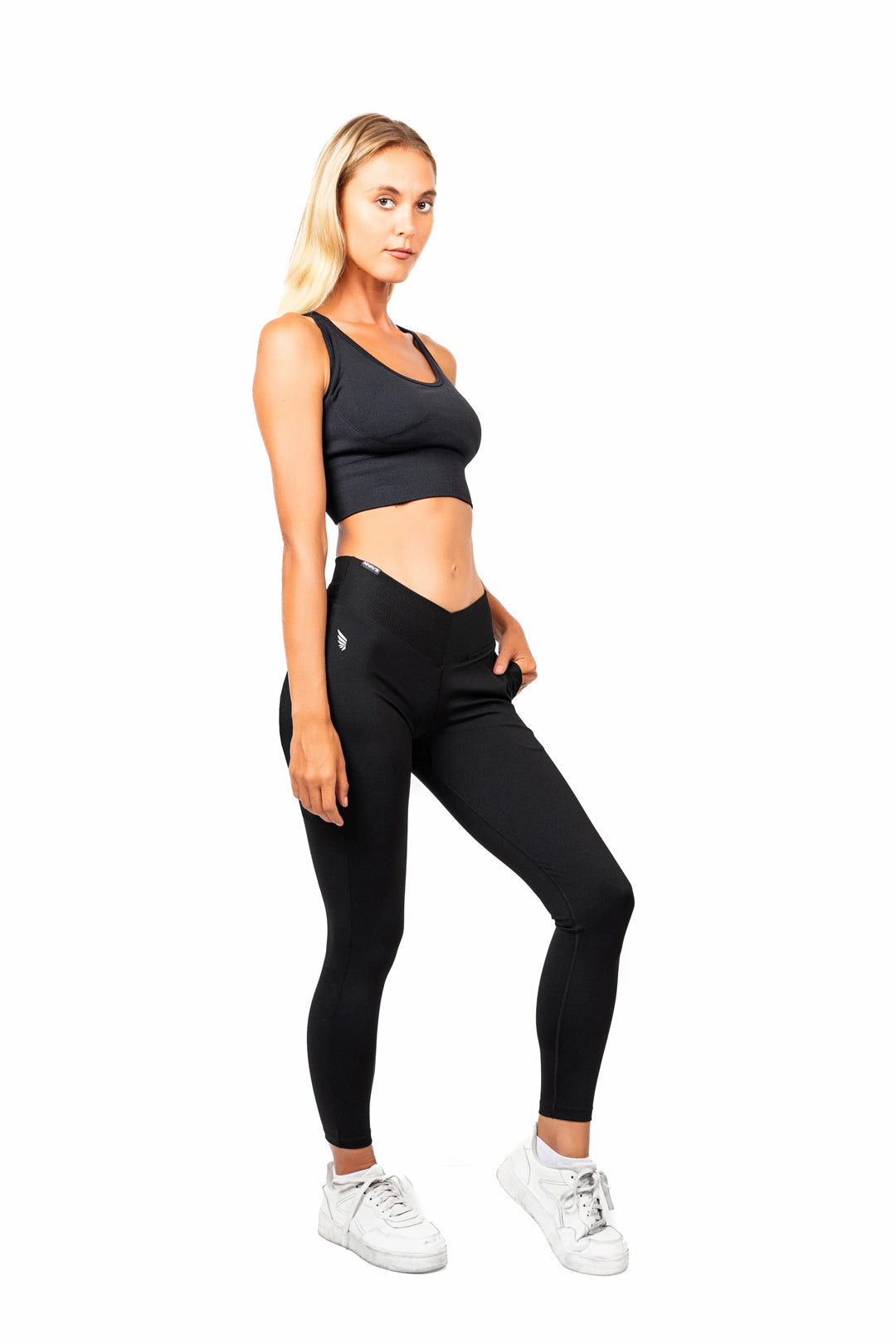NIVɅYS sustainable activewear women standing in eco‑friendly workout clothes